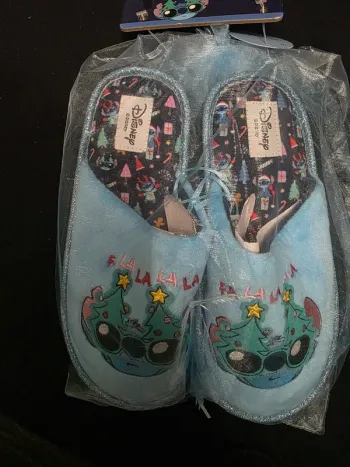 Pantoufles stitch