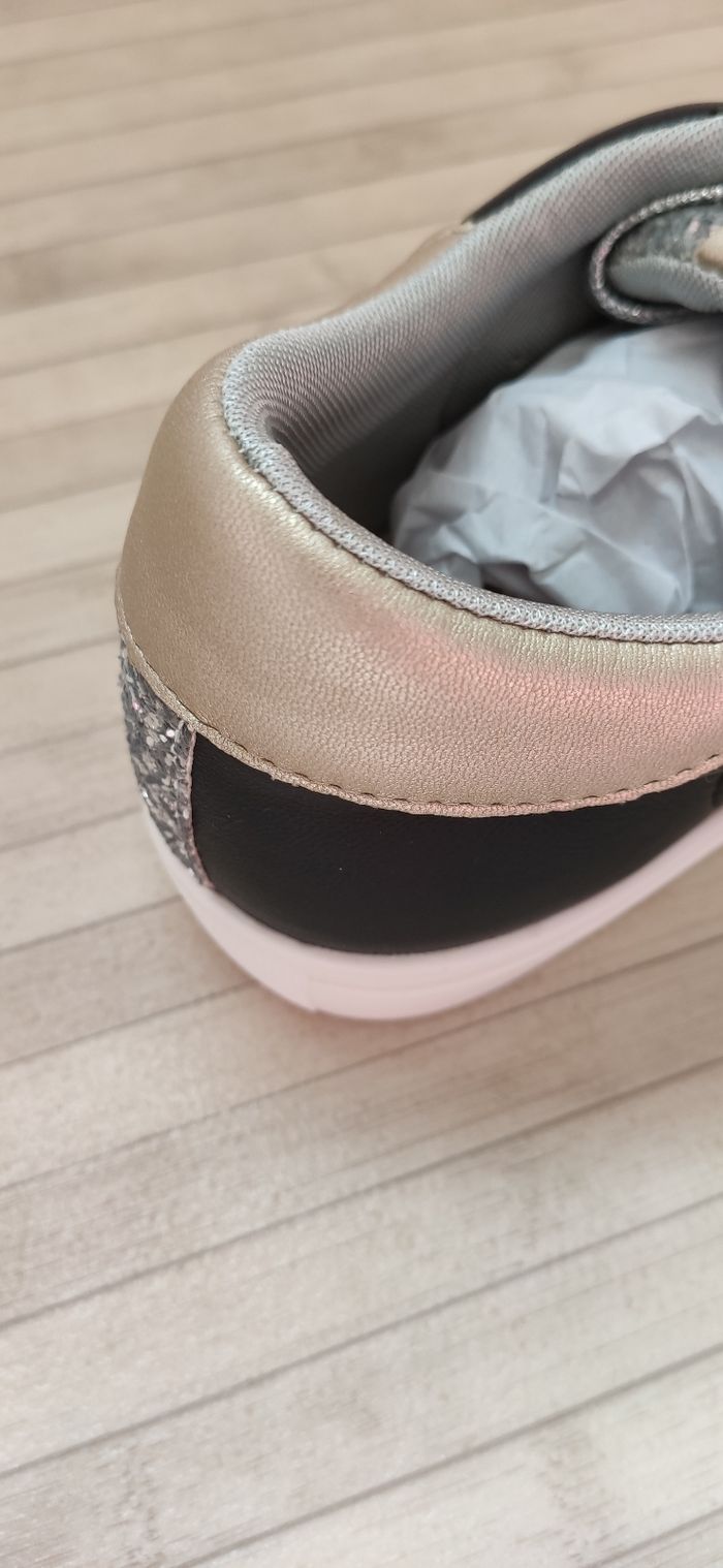 Sneakers à lacets noires et grises - photo numéro 7