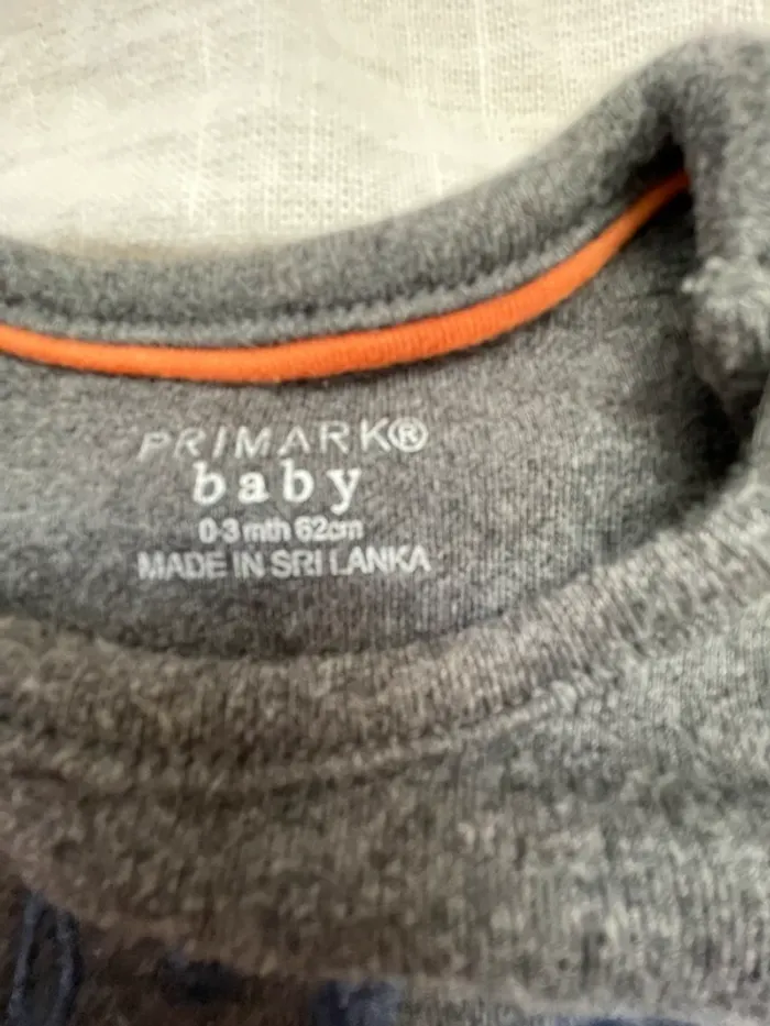 Combi short bébé Primark Baby 0-3 mois (62 cm) - photo numéro 2