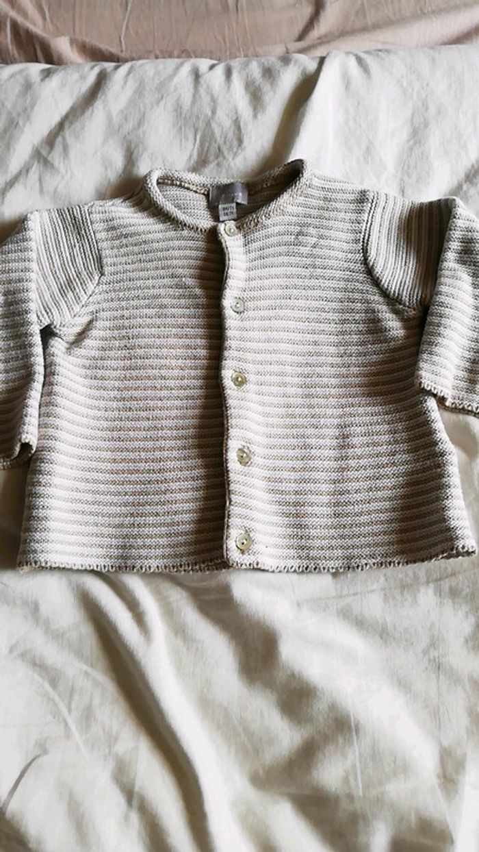 Gilet taille 9 mois