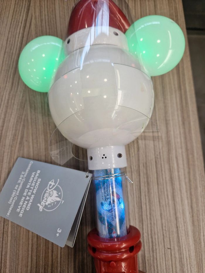 M- Mickey Mouse Festif Lumineux Bulles Chantant Neige Baguette Disney Magasin 46cm. - photo numéro 4
