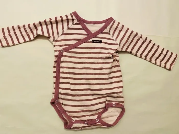 Lot 10 bodies manches longues fille 6 mois - photo numéro 3