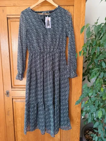 Robe noire et blanche hiver