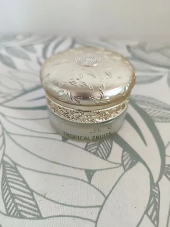 Musk collection tropical fruits exp 20/04/29