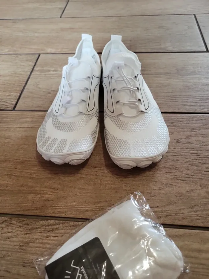 Chaussure de sport - photo numéro 2