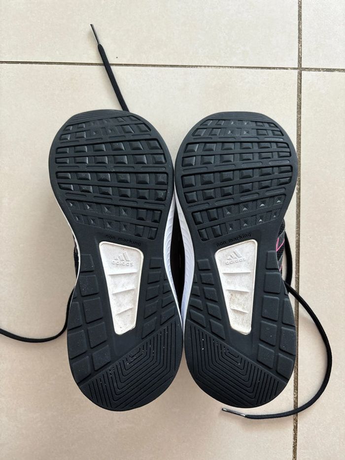 Basket Adidas taille 36 - photo numéro 6