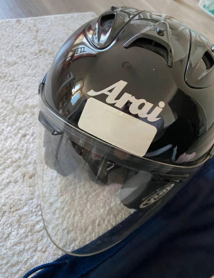 Casque Arai 🛵🛵 taille XS - photo numéro 2
