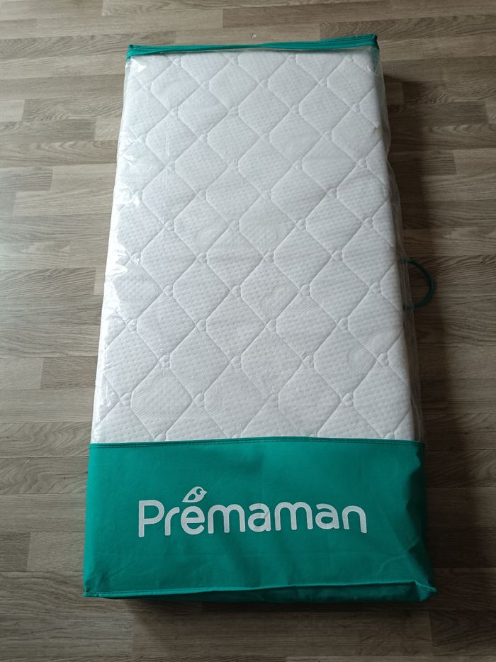 Matelas lit bébé