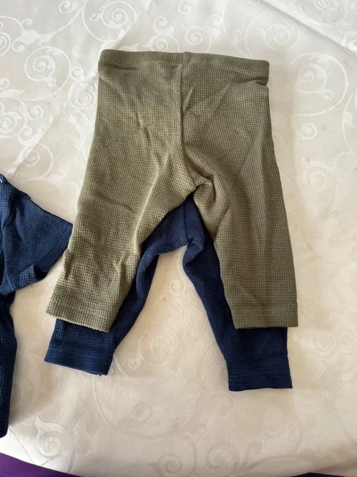 Lot teeshirt + pantalons bébé garçon Primark - 1/3 mois - photo numéro 9