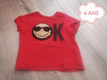 T-shirt à sequins taille 4 ans