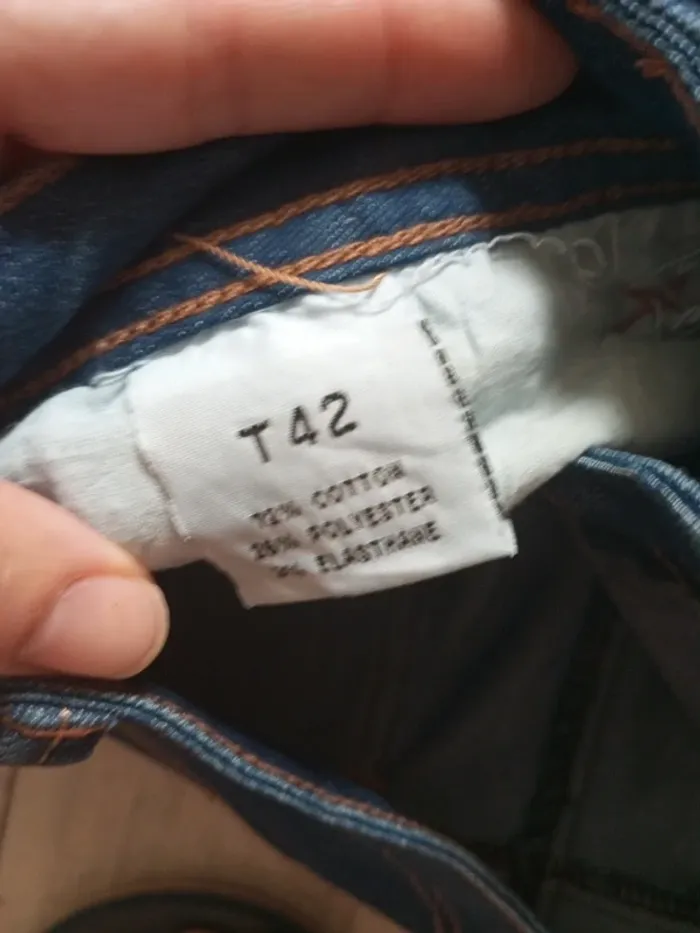 Short 42 - photo numéro 5