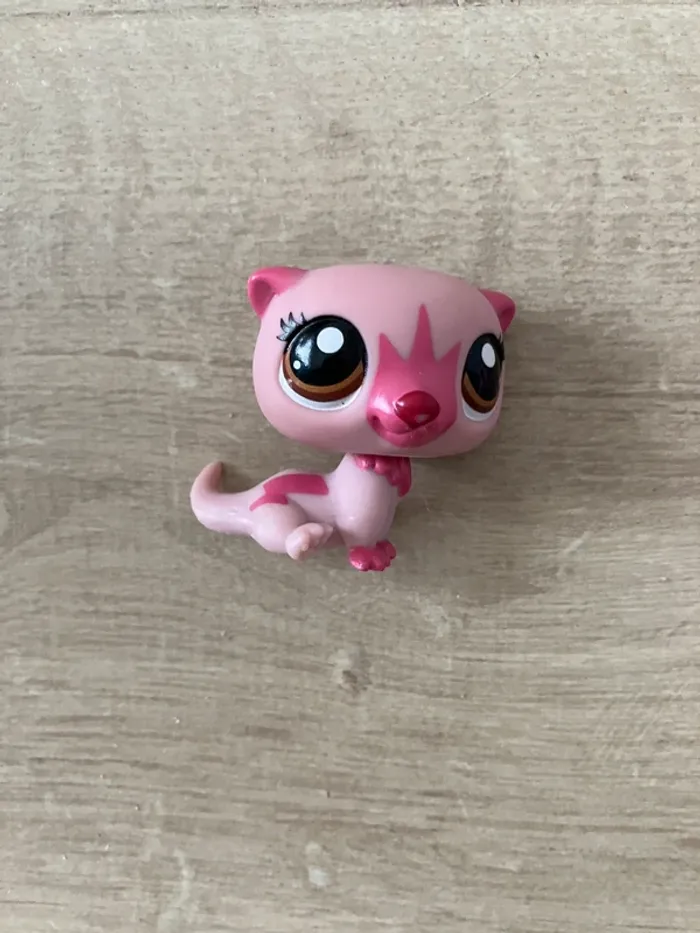 Figurine littlest petshop little pet shop loutre génération 7 g7