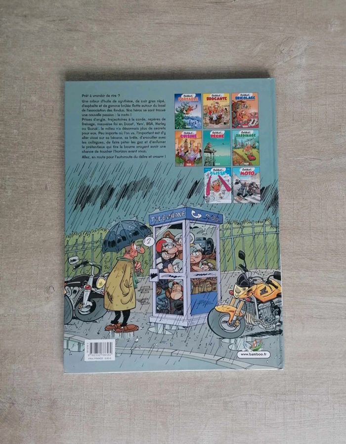 Bande dessinée Les fondus de moto Richez Cazenove et Bloz - photo numéro 4