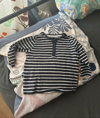 Tee-shirts ML bb garçon taille 18mois🐼