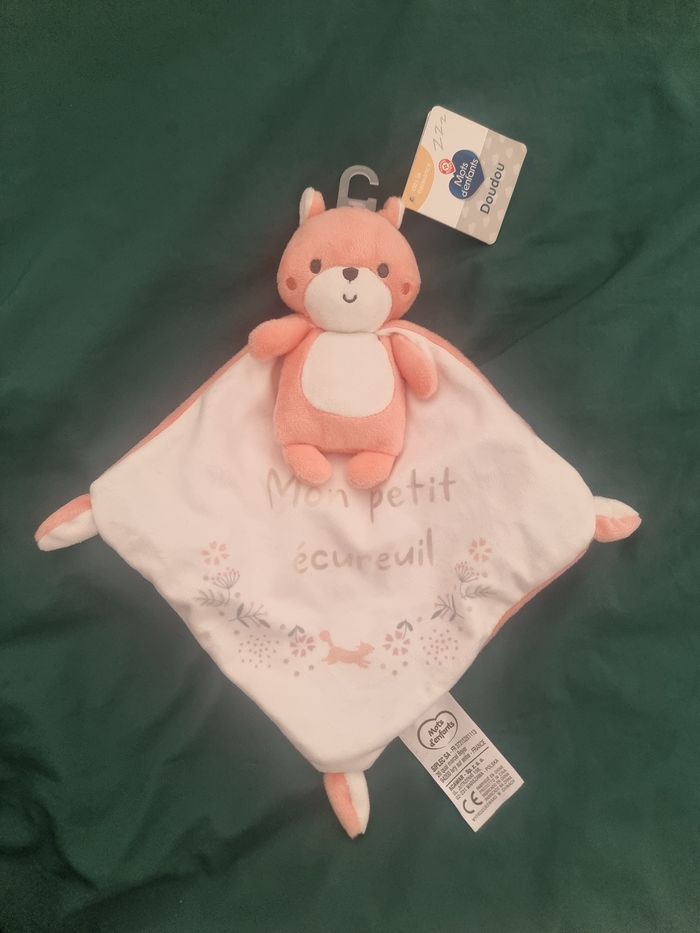 Doudou écureuil leclerc