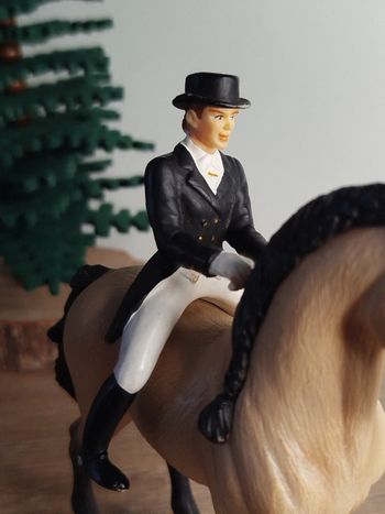 Schleich Cavalière rousse Figurine personnage Équitation
