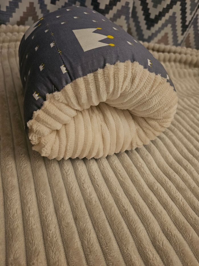 Mini coussin d'allaitement / brassard - photo numéro 2