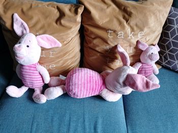 3 peluches Disney Porcinet 