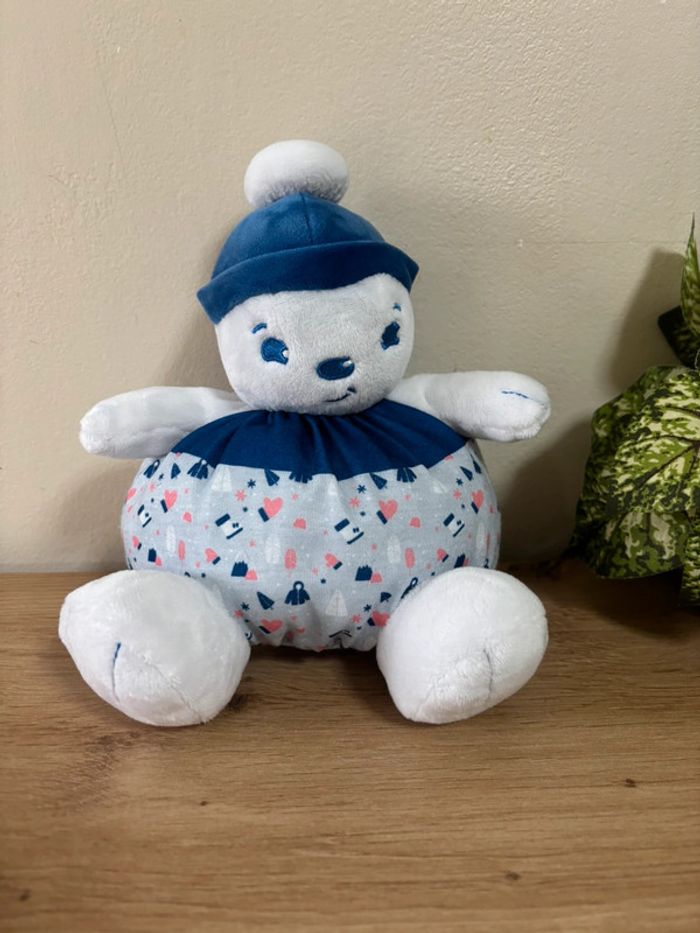 Doudou peluche ours boule bleu blanc bonnet uriage