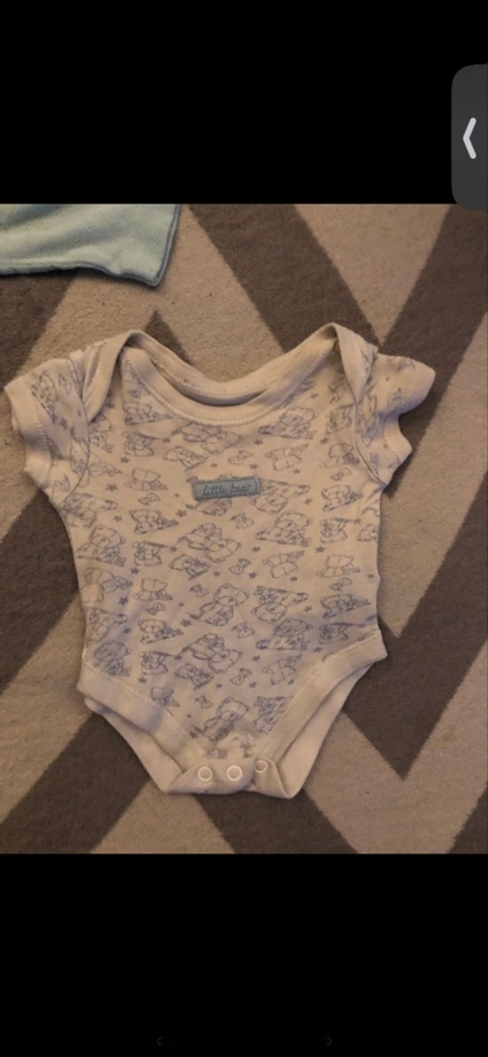 Le lot de 3 haut taille naissance 1 mois - photo numéro 2