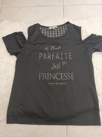 Tee shirt
