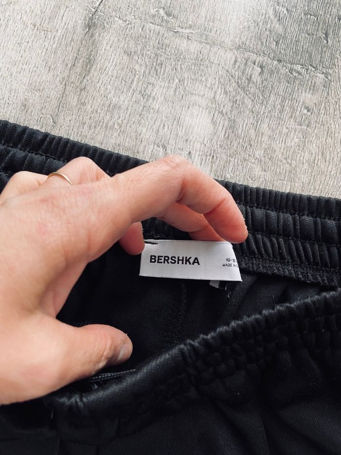 Pantalon Bershka 10/12 ans - photo numéro 3