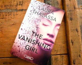 Livre the vanishing girl lecture roman pour adolescent TBE