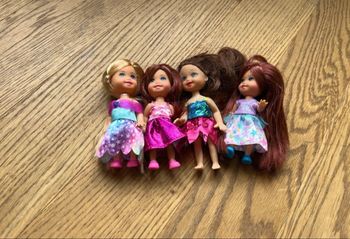Lot barbie enfants
