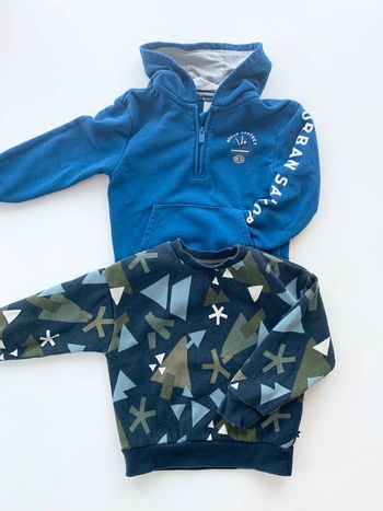Lot de 2 pulls / sweat 6 ans