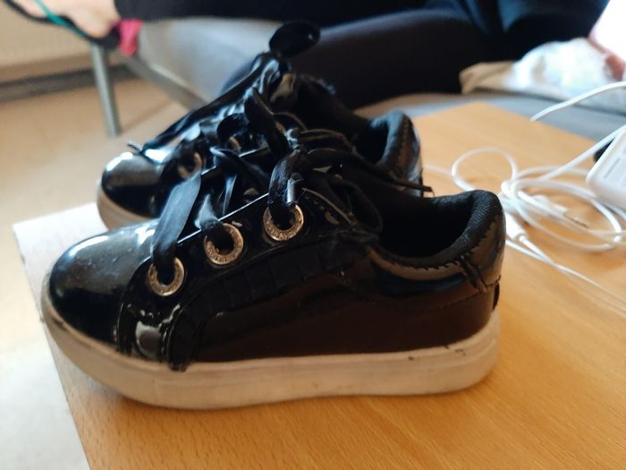 Basket filles pointure 24 - photo numéro 2