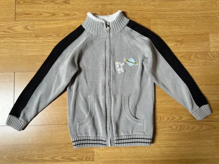 Lot de 2 gilets zippés 6 ans - photo numéro 9