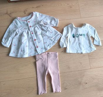 Ensemble Obaïbi Robe + pantalon+ t-shirt manches longues - Taille 1 mois comme neuf