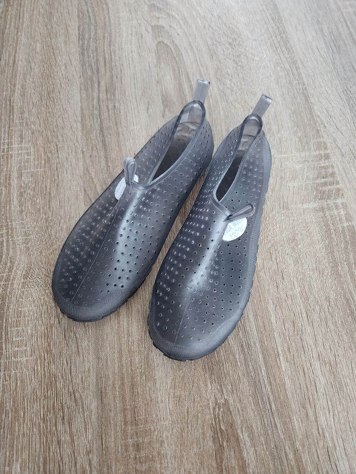 Chaussures d'eau