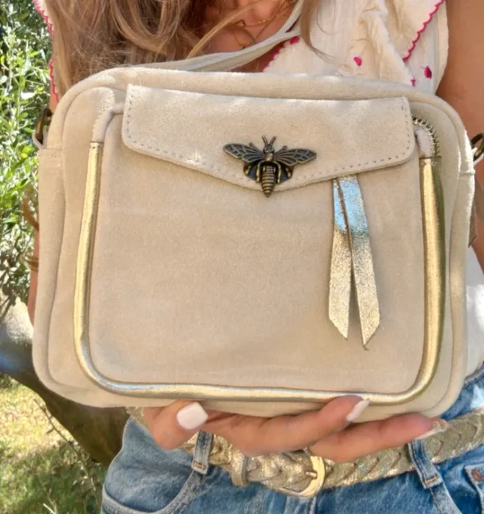 Sac bandoulière cuir beige clair avec fermoir abeille - photo numéro 11