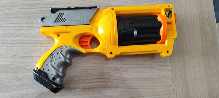 Nerf Maverick Rev-6 - photo numéro 2