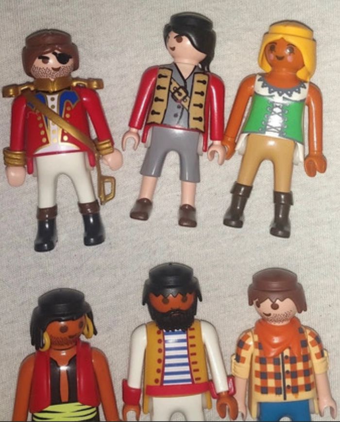 Lot de 34 figurines playmobil - photo numéro 3