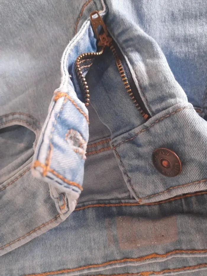 Lot 3 jeans skinny kiabi tbe taille 32 - photo numéro 18