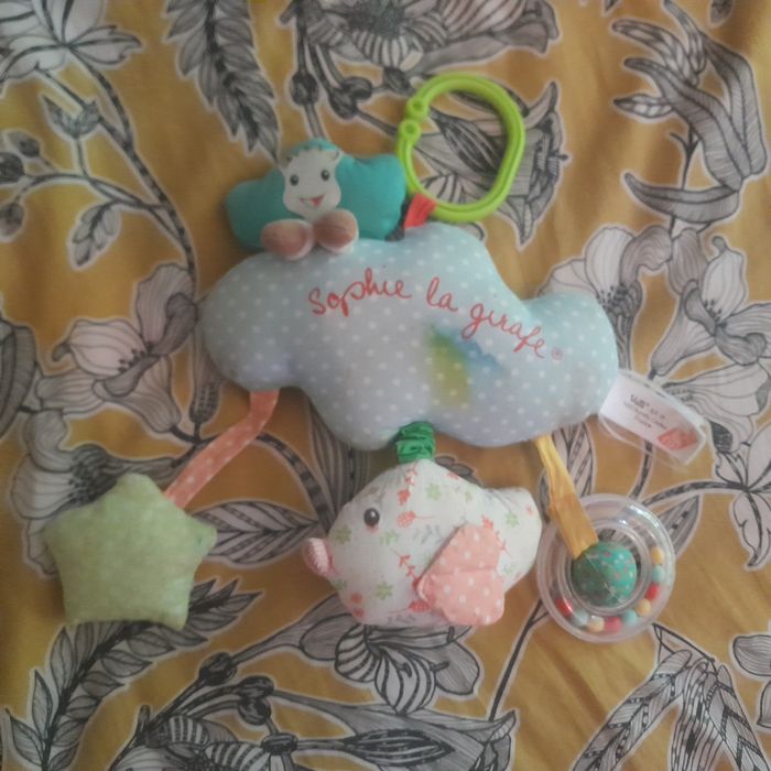 Mobile Sophie la Girafe