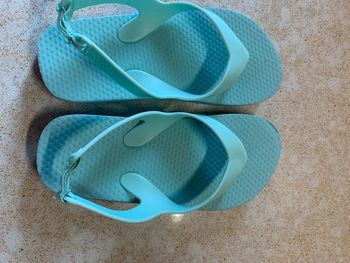 Claquette enfant taille 25 (8 UK)