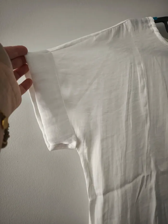 T shirt blouse  27 Quai de Seine Paris – Taille 44 - photo numéro 2