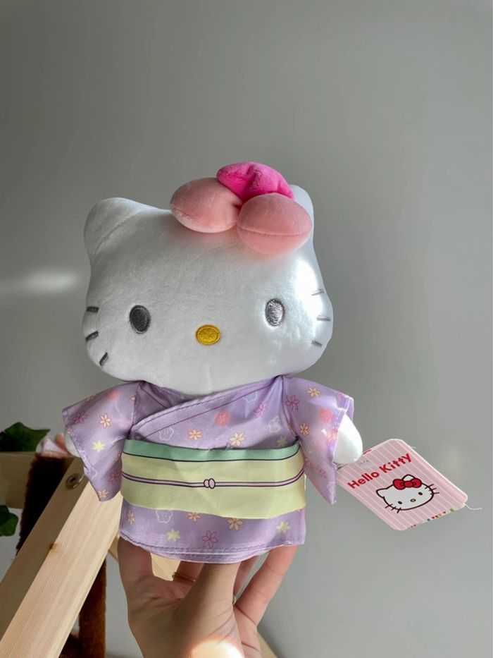 Peluche Hello Kitty sanrio Kimono 👘