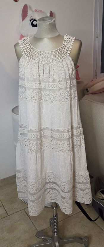 Robe Blanche Dentelle Bohème Chic – Made in Italy – Fluide & Élégante