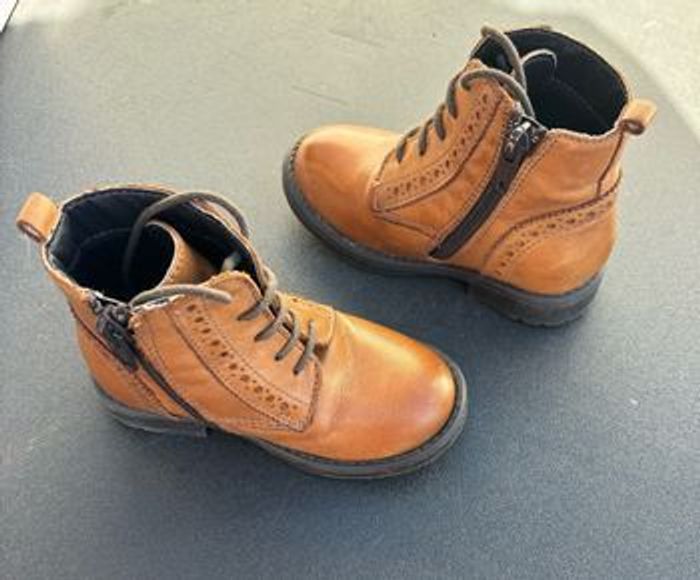 Bottines camel en cuir pointure 22 Free Monday