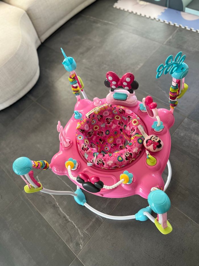 Jumperoo - photo numéro 2