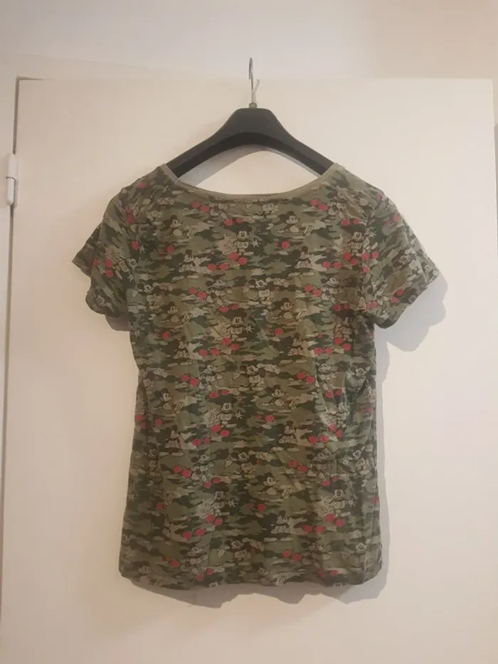 T-shirt disney mickey taille M - photo numéro 3