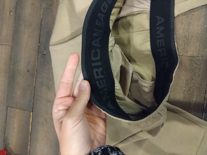 Bas de jogging American Eagle beige – Garçon XS – Très bon état - photo numéro 4