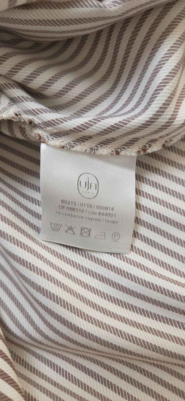 Robe Un jour Ailleurs taille 42 beige et blanche en très bon état - photo numéro 7