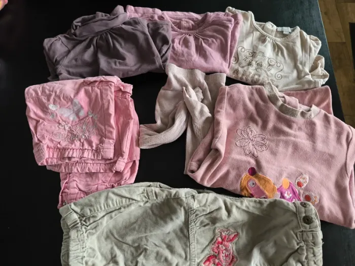Lot vêtements fille automne hiver 18 mois