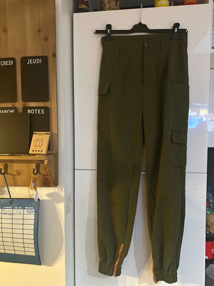 Pantalon cargo - photo numéro 2