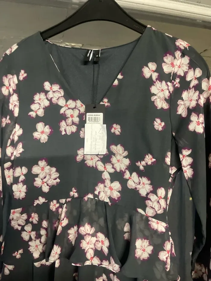 Robe Vero Moda taille XS - photo numéro 3